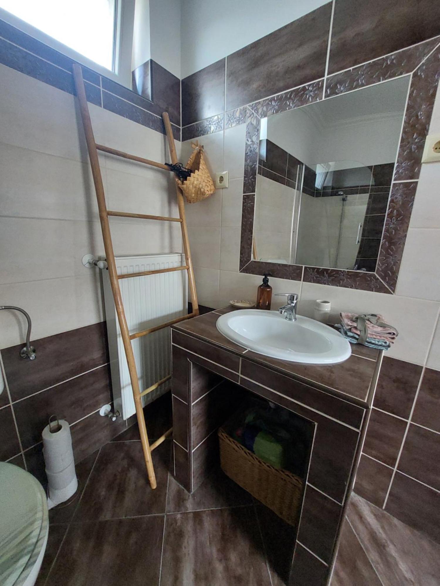 Akacvirag Airport Vendeghaz Apartment Debrecen Bagian luar foto